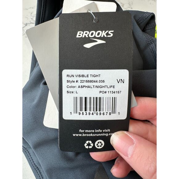 NWT Brooks Run Visible Tight Leggings Gray Reflective Size Large - Picture 8 of 11
